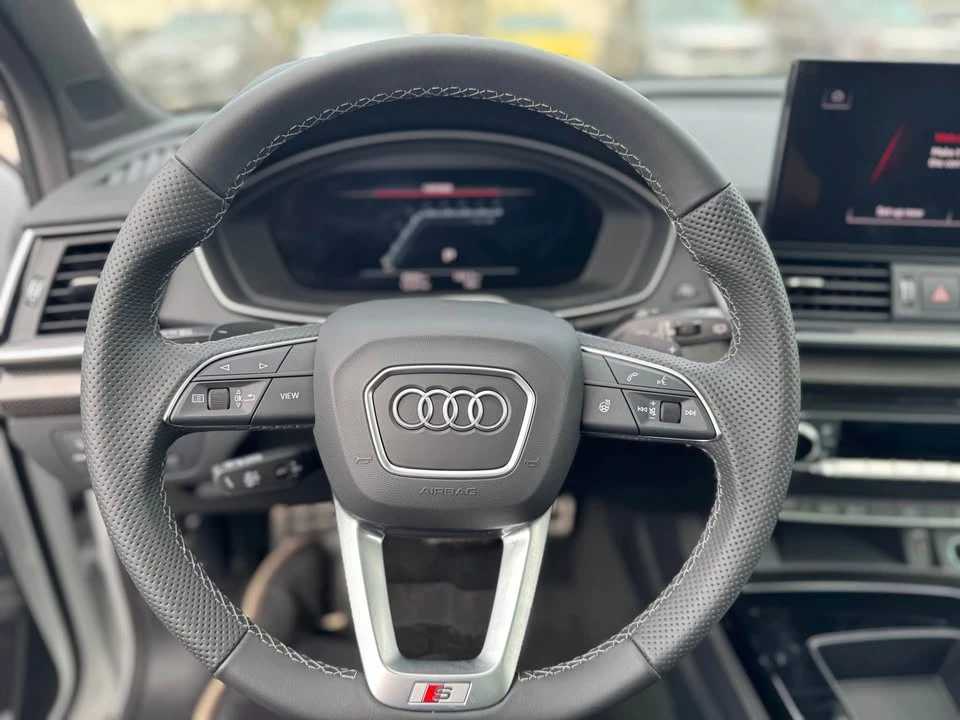 2025 Audi FY SQ5 - Image 8 of 13