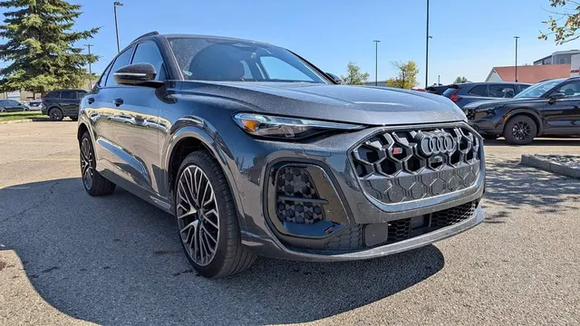 2025 Audi SQ5 3.0T Technik quattro