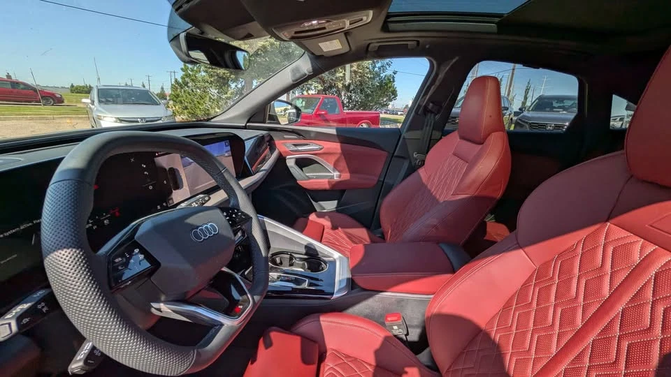 2025 Audi FY SQ5 - Image 15 of 19