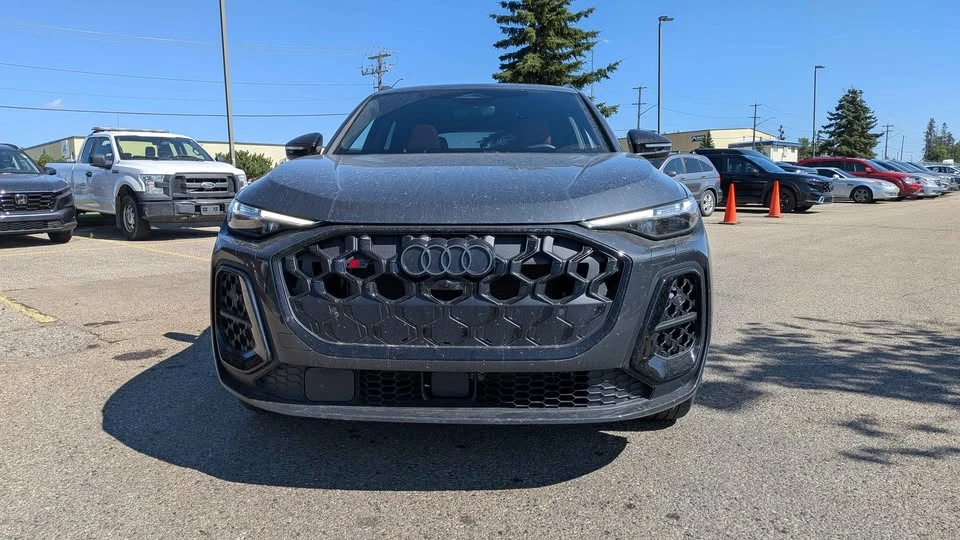 2025 Audi FY SQ5 - Image 2 of 19