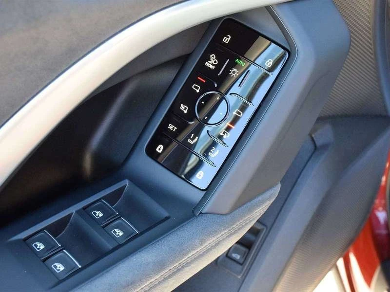 2025 Audi FY SQ5 - Image 6 of 20