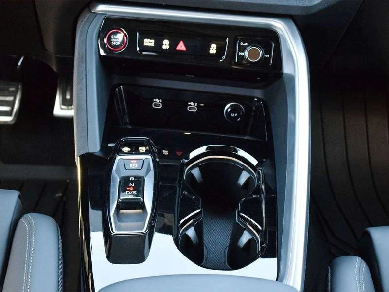 2025 Audi FY SQ5 - Image 14 of 20