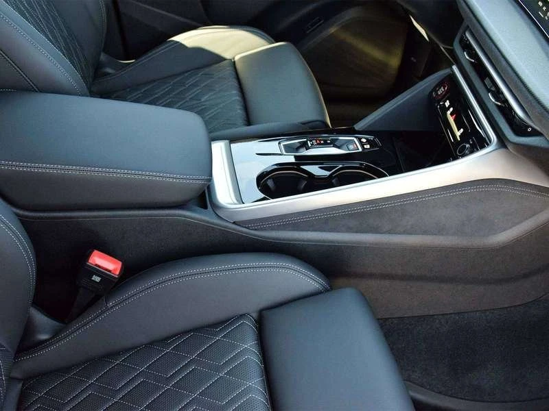 2025 Audi FY SQ5 - Image 19 of 20
