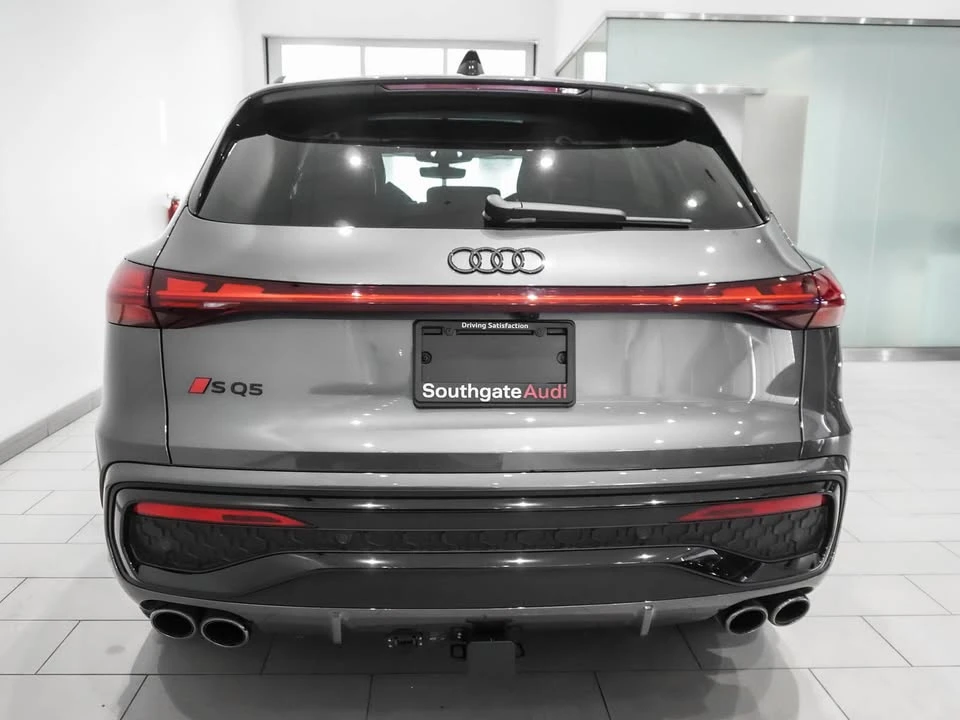 2025 Audi FY SQ5 - Image 3 of 10