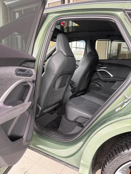 2025 Audi FY SQ5 - Image 9 of 15