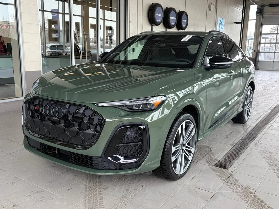 2025 Audi FY SQ5 - Image 2 of 15