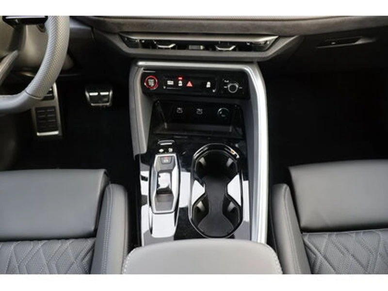 2025 Audi FY SQ5 - Image 15 of 18