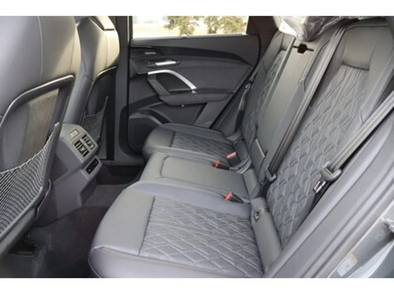 2025 Audi FY SQ5 - Image 11 of 18