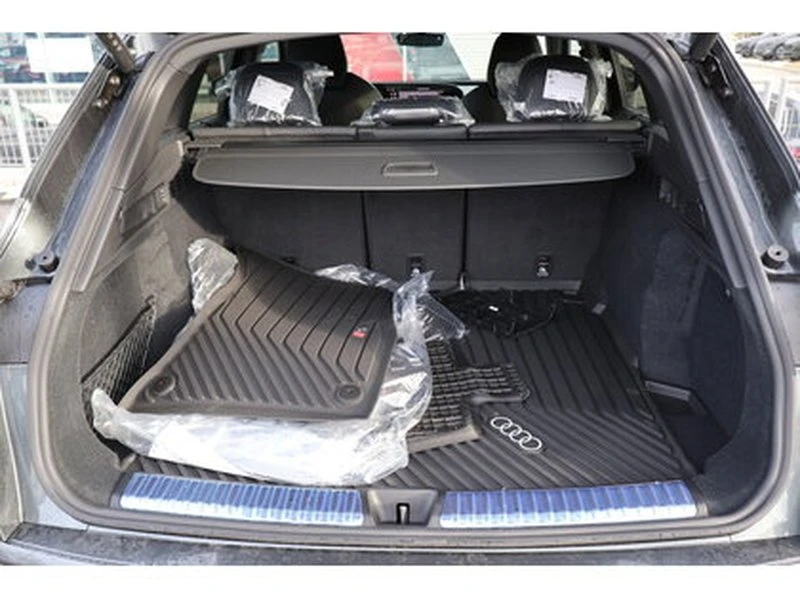 2025 Audi FY SQ5 - Image 10 of 18