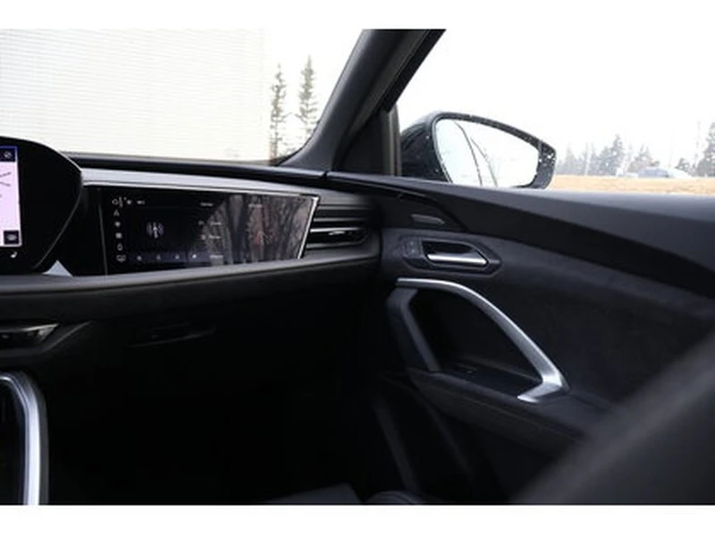 2025 Audi FY SQ5 - Image 16 of 18