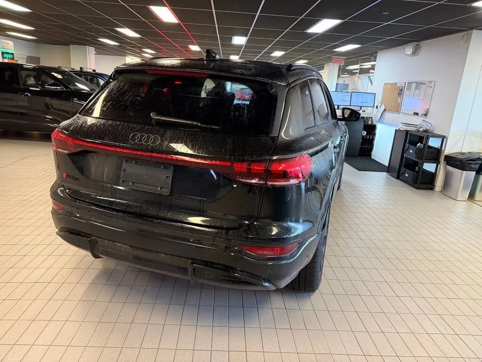 2025 Audi Q6 e-tron - Image 14 of 20