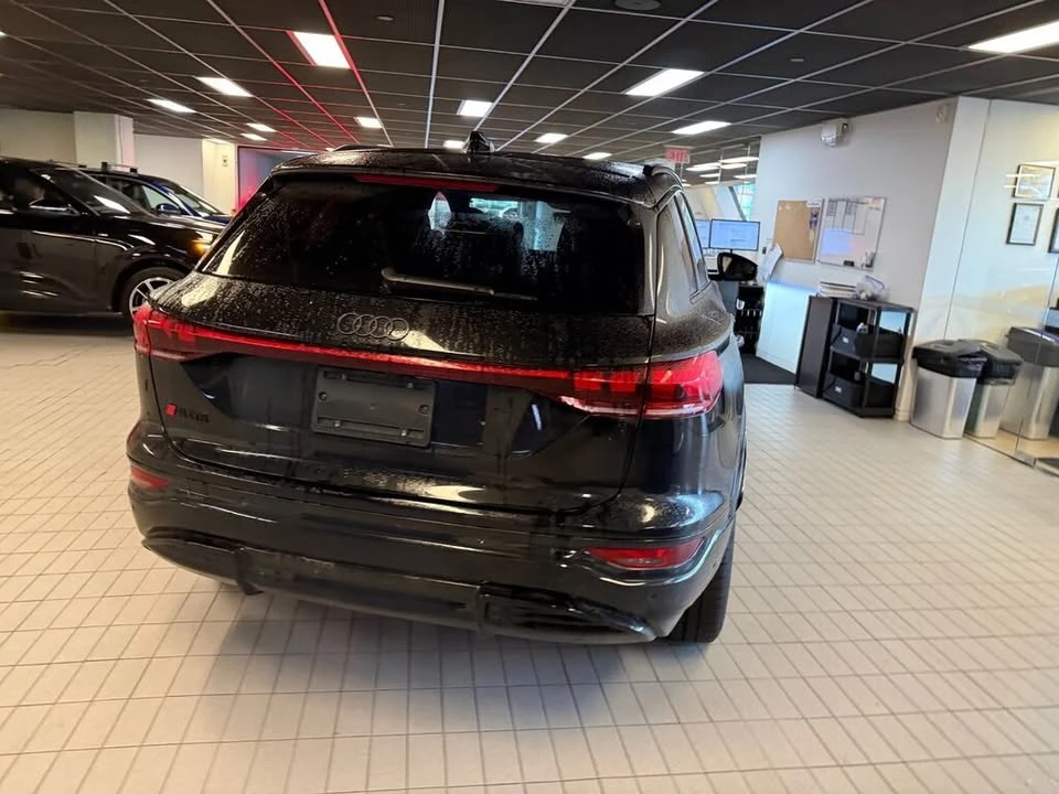 2025 Audi Q6 e-tron - Image 13 of 20