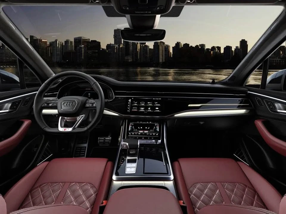 2025 Audi SQ7 - Image 2 of 3