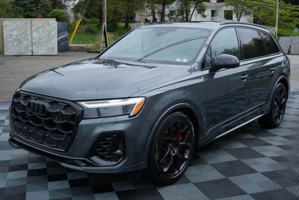 2025 Audi SQ7 - Image 5 of 20