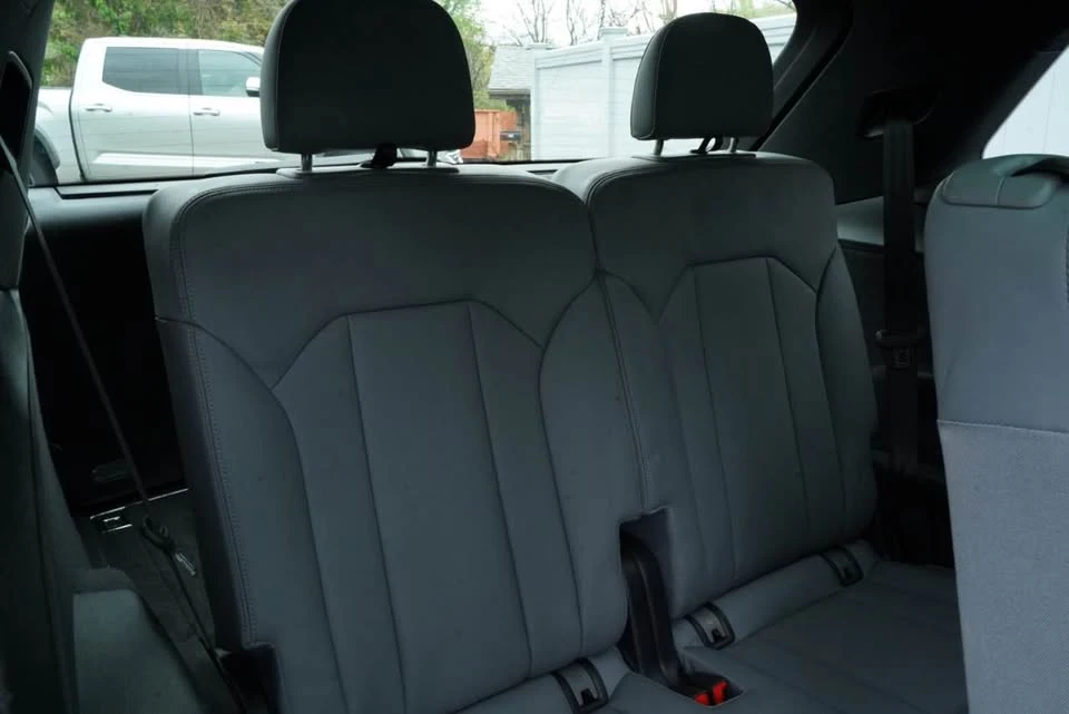 2025 Audi SQ7 - Image 16 of 20