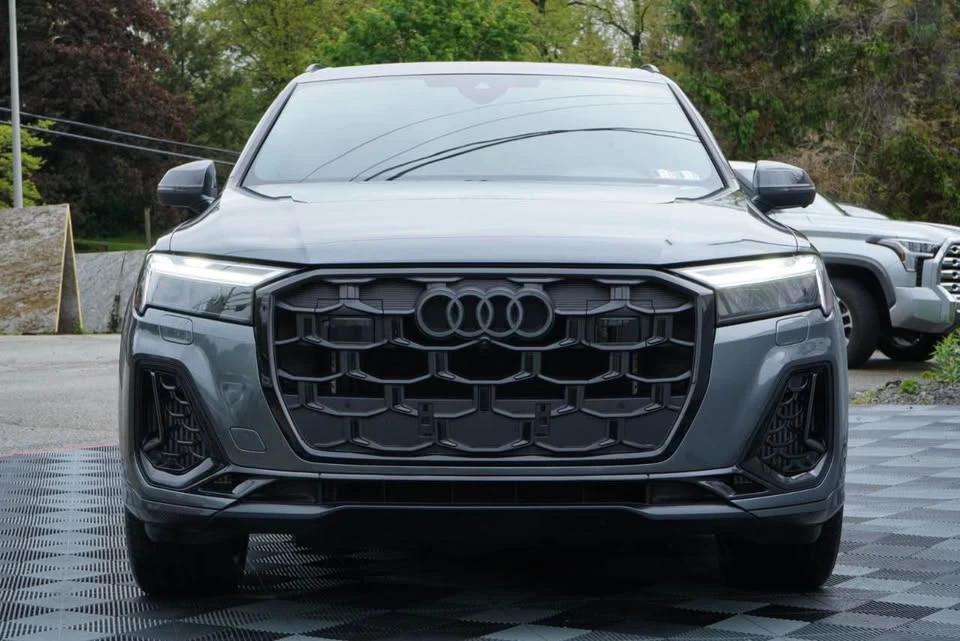 2025 Audi SQ7 - Image 6 of 20