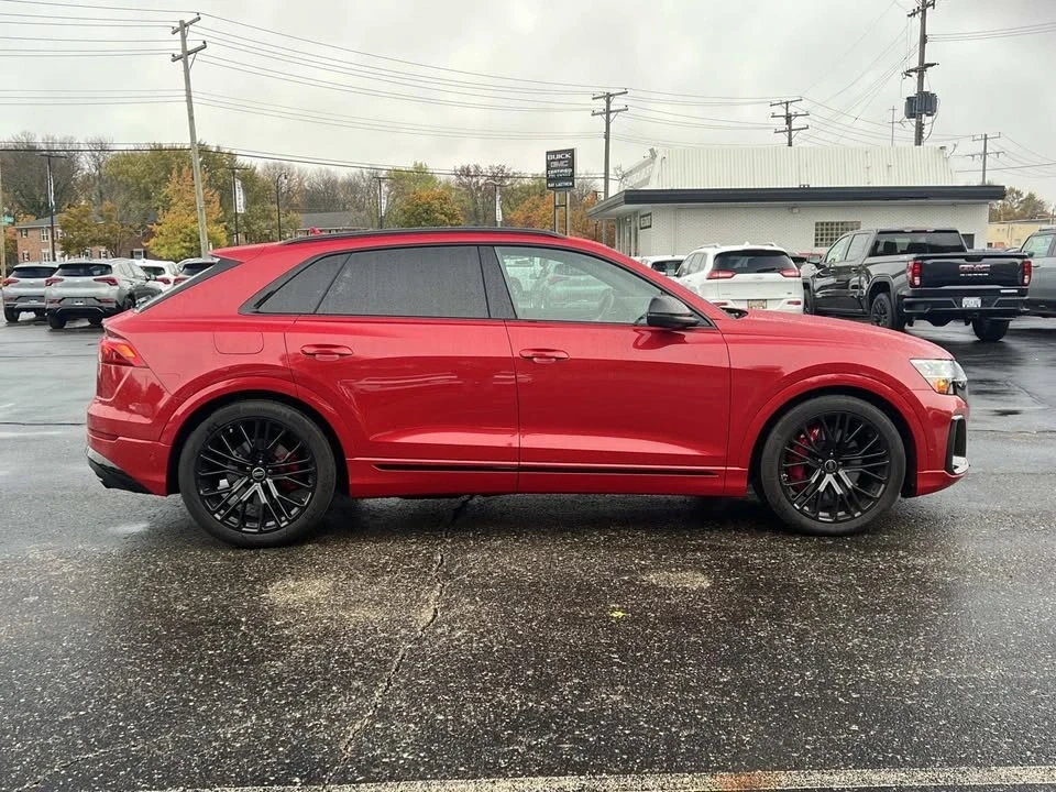 2025 Audi SQ8 - Image 4 of 10