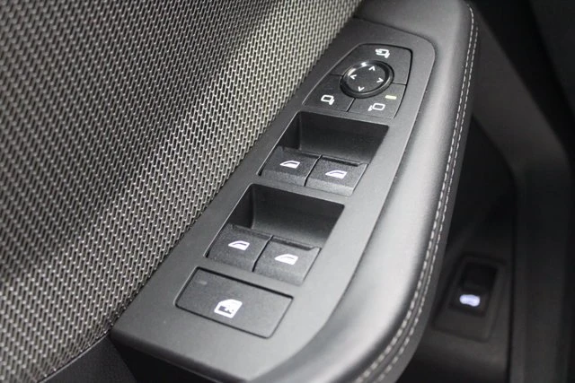 2025 BMW G42 2 Series - Image 14 of 20