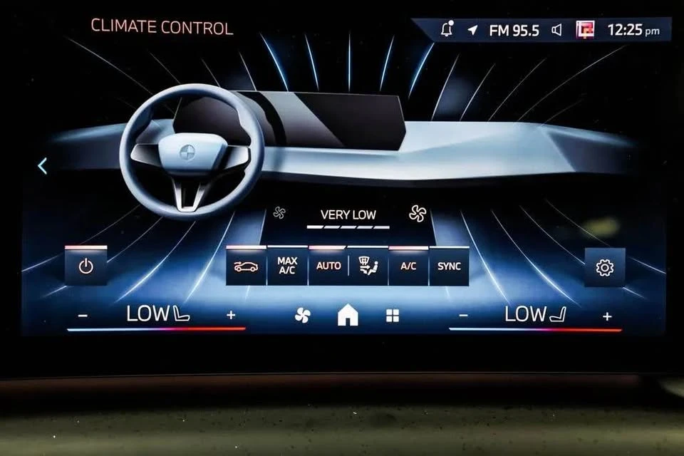 2025 BMW G42 2 Series - Image 16 of 19