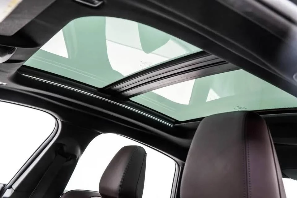 2025 BMW G42 2 Series - Image 11 of 19