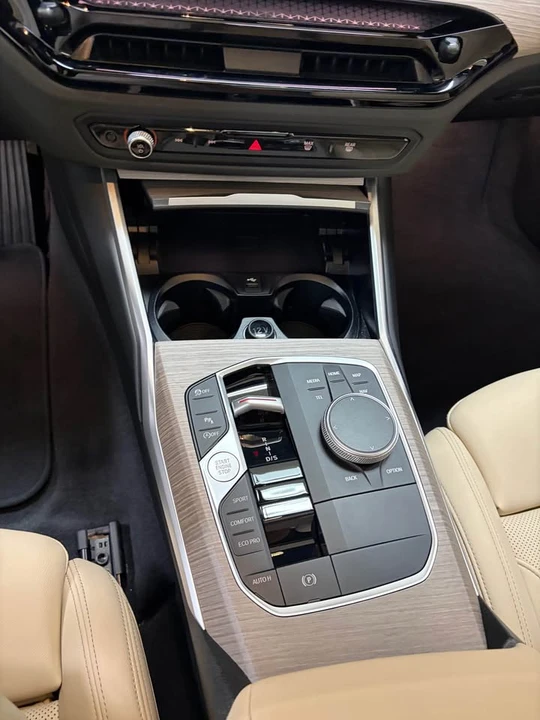2025 BMW G42 2 Series - Image 11 of 12
