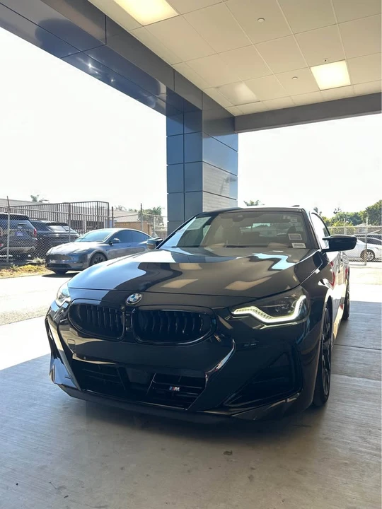 2025 BMW G42 M240i - Image 2 of 15