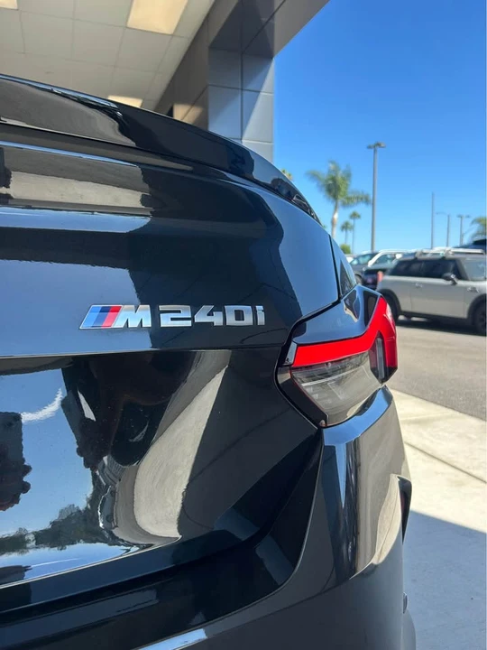 2025 BMW G42 M240i - Image 6 of 15