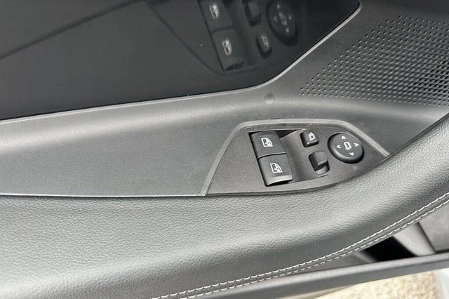 2025 BMW G42 M240i - Image 10 of 19