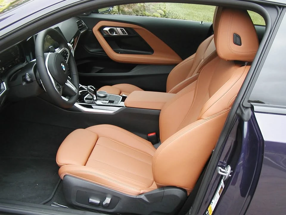 2025 BMW G42 M240i - Image 8 of 10