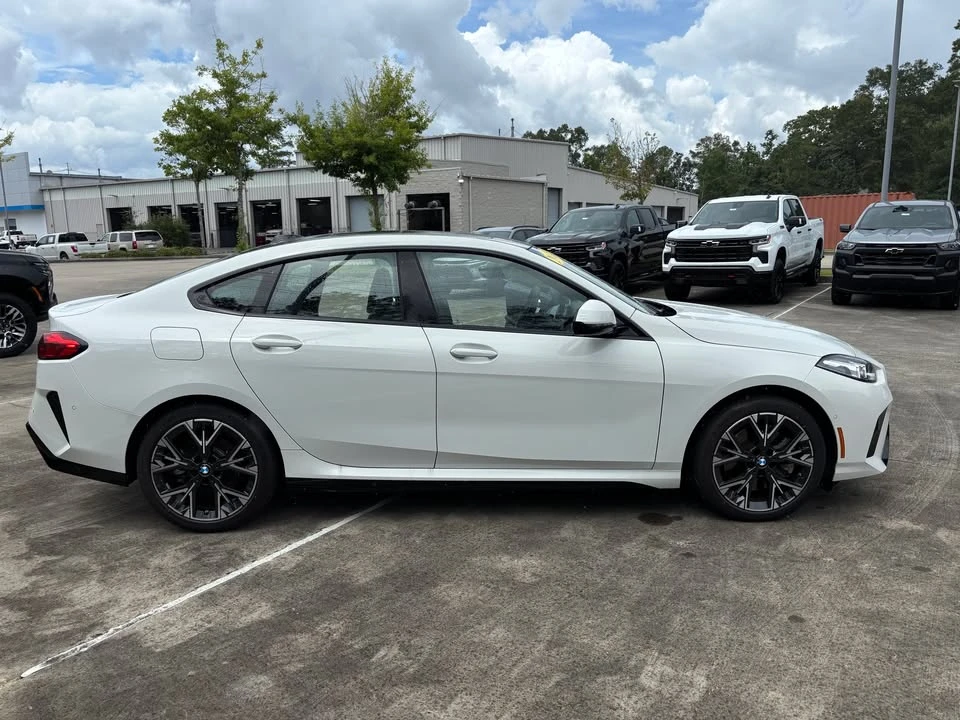 2025 BMW 2 Series - Image 8 of 10