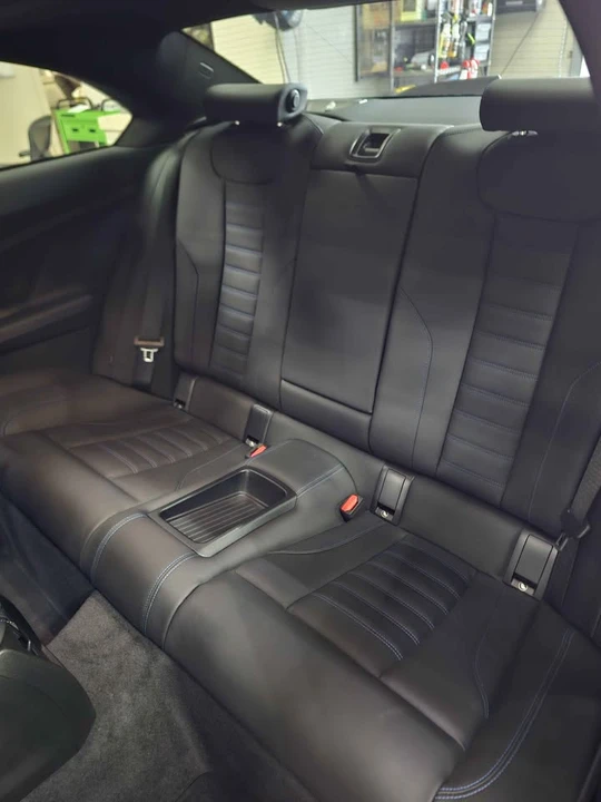 2025 BMW G42 M240i - Image 9 of 11