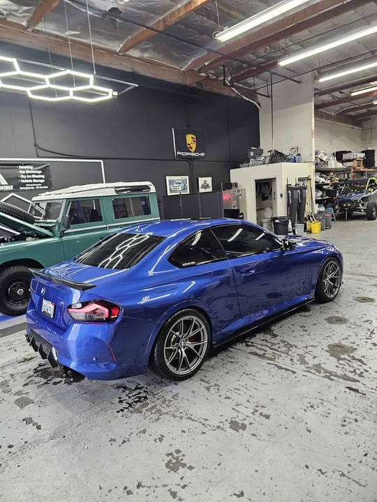 2025 BMW G42 M240i - Image 6 of 11