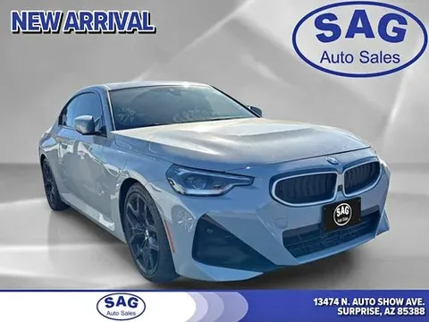 2025 BMW 230i