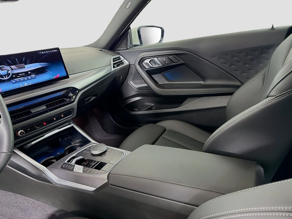 2025 BMW G42 2 Series - Image 27 of 31