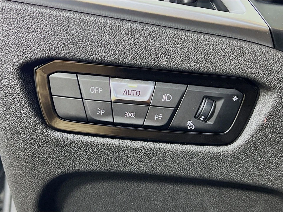 2025 BMW G42 2 Series - Image 11 of 21