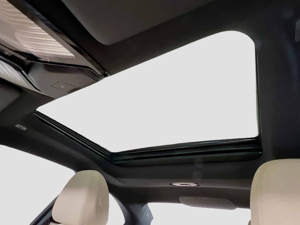 2025 BMW G42 2 Series - Image 15 of 21