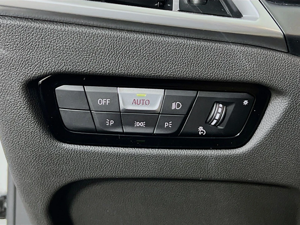 2025 BMW G42 2 Series - Image 11 of 21