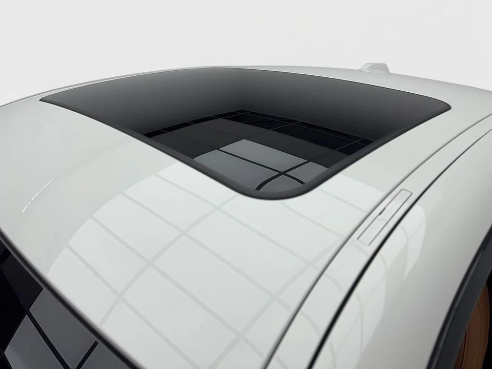 2025 BMW G42 2 Series - Image 14 of 21