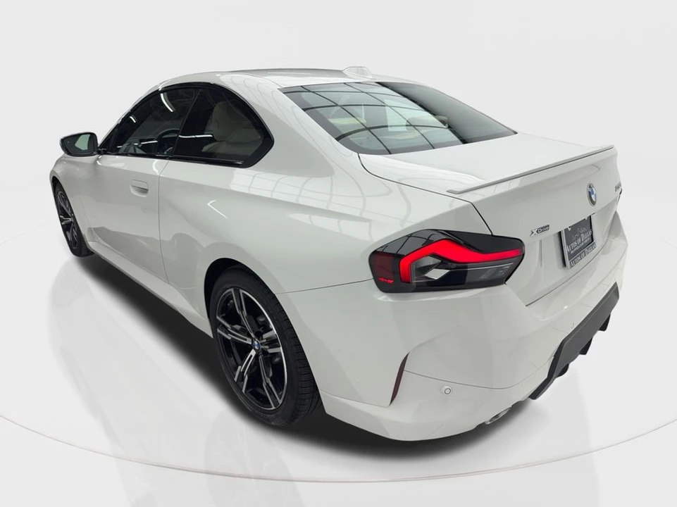 2025 BMW G42 2 Series - Image 12 of 21