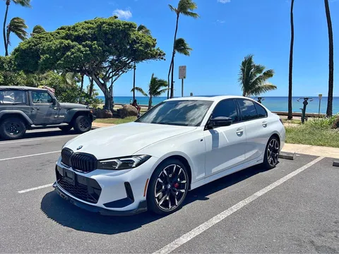 2025 BMW 3 Series 330i Sedan 4D