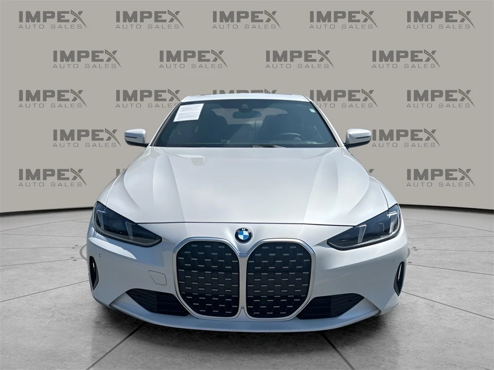 2025 BMW 4 Series - Image 8 of 12