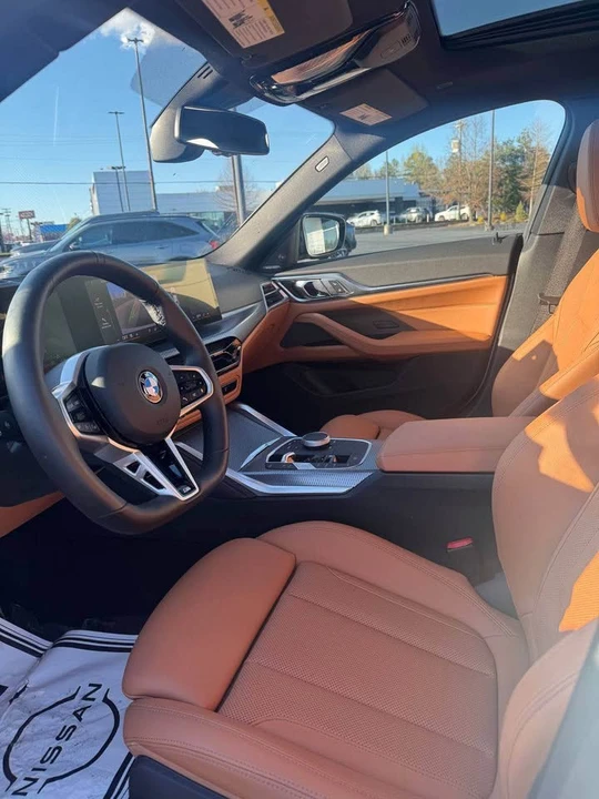 2025 BMW 4 Series - Image 6 of 9