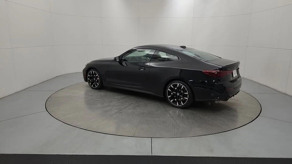2025 BMW 4 Series - Image 6 of 10
