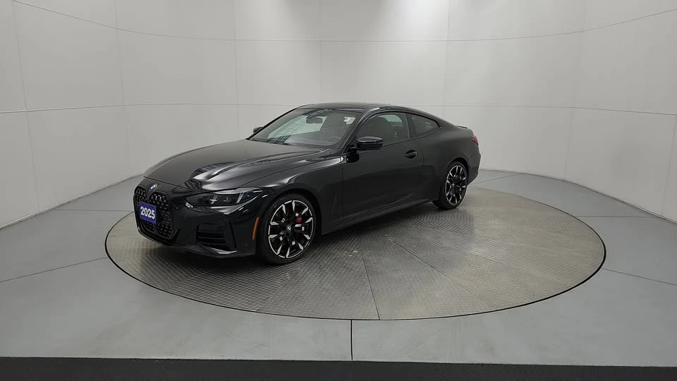 2025 BMW 4 Series - Image 4 of 10