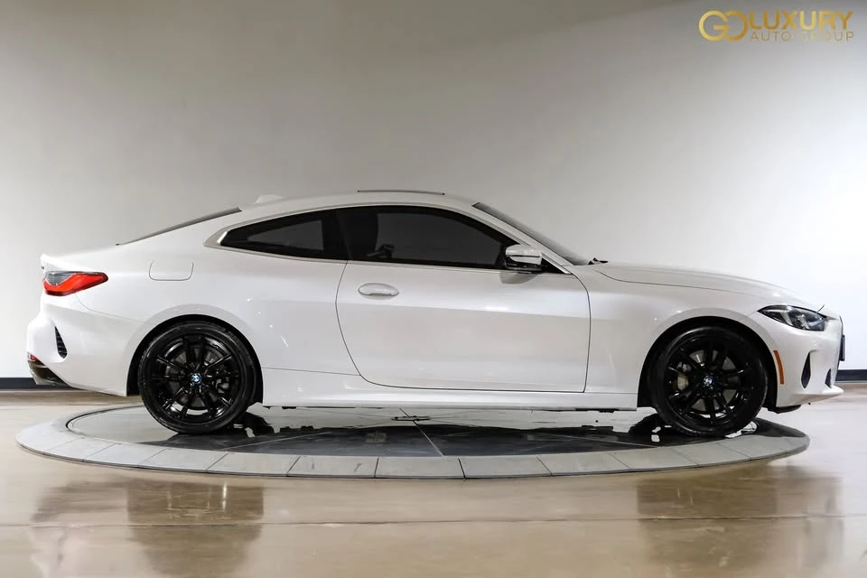 2025 BMW 4 Series - Image 9 of 19