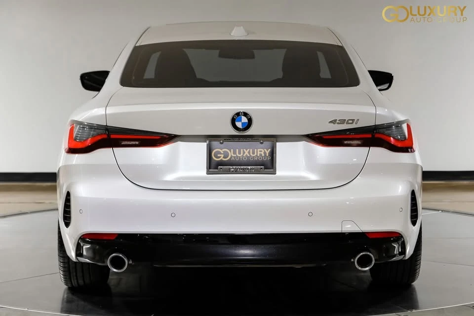 2025 BMW 4 Series - Image 11 of 19