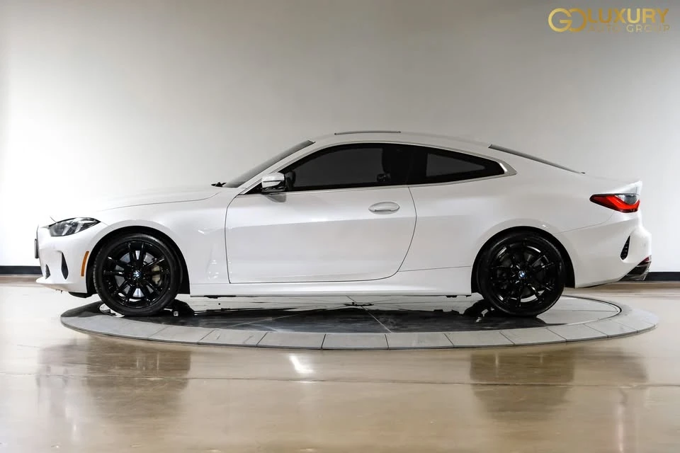 2025 BMW 4 Series - Image 13 of 19
