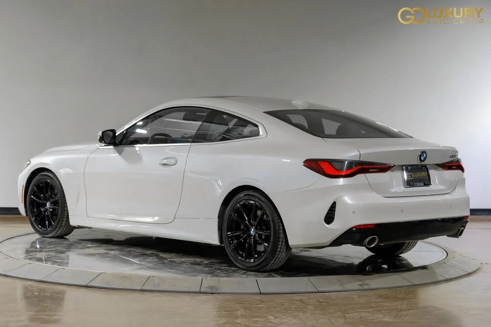 2025 BMW 4 Series - Image 12 of 20
