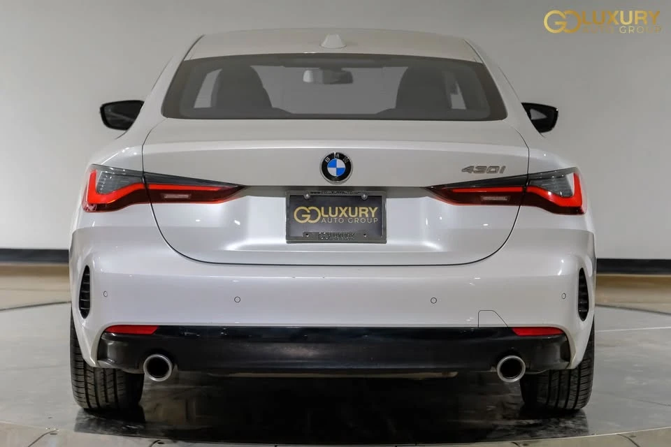 2025 BMW 4 Series - Image 11 of 20