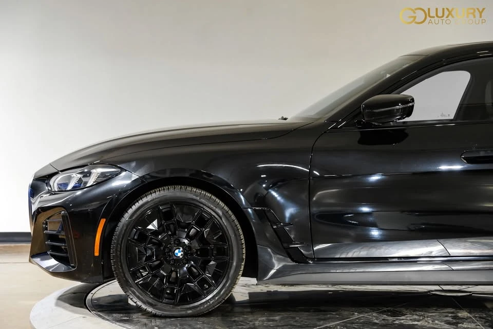 2025 BMW 4 Series - Image 13 of 20